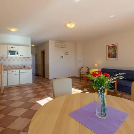 One-bedroom In Lxiv Apartman